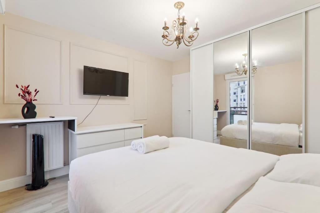 Appartement Design Pres Defense ブゾン エクステリア 写真