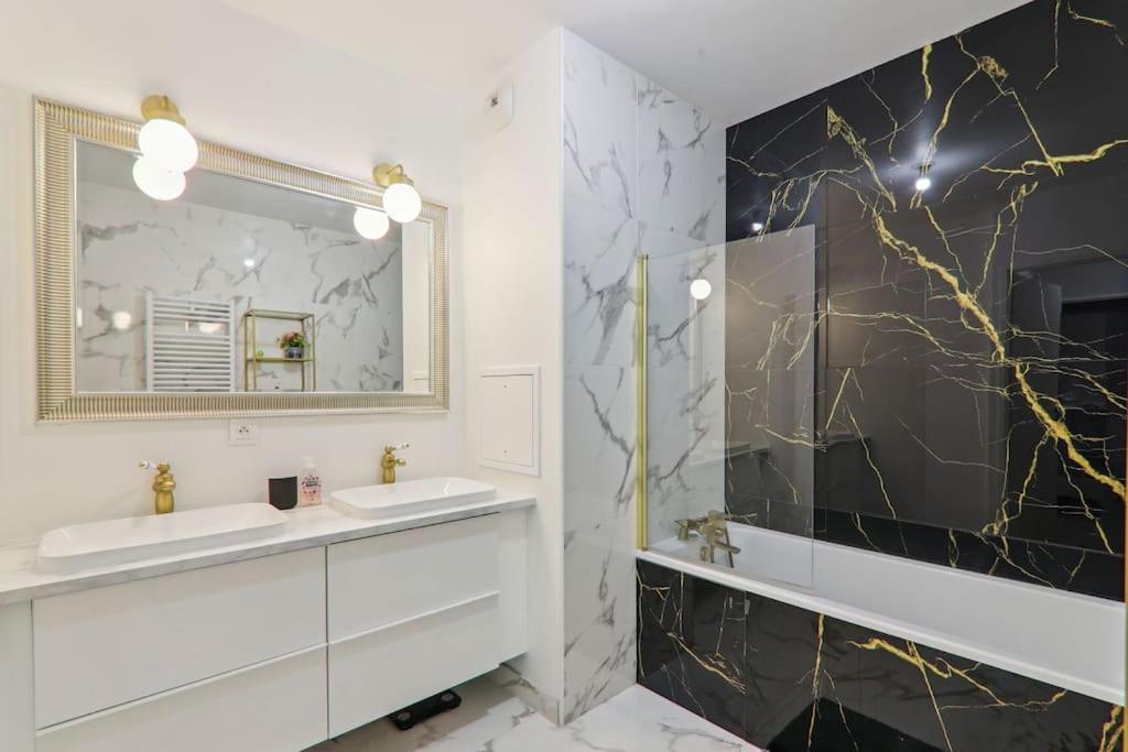 Appartement Design Pres Defense ブゾン エクステリア 写真